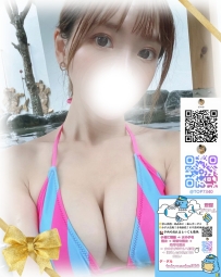 ベッドでのプレイを楽しみながら