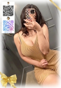 豊満なバストと美臀を持つ