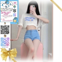 小柄で可愛らしい女の子