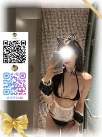 細くしなやかなウエスト