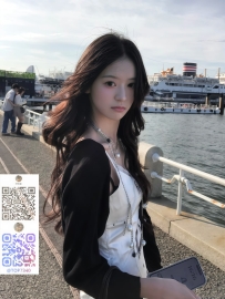 美術系大学で助手をしている真面目系女子