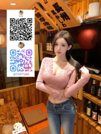 昼は新橋の地鶏居酒屋で看板娘として常連客を虜にする美玖