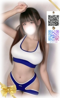 エレガントで豊満なバスト