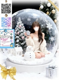 優美な外見と豊かな胸の持ち主です