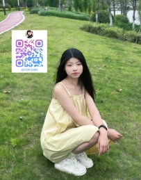 もっと、見たい…？だったら…触ってもいいよ。でも、やさしくしてね♡