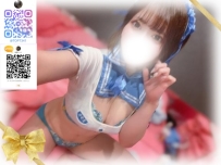 巨乳で小柄な愛らしさ